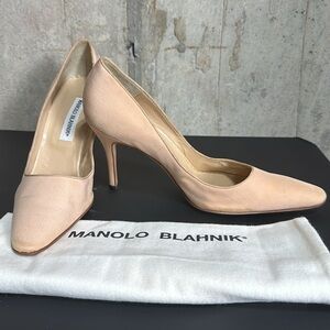 Manolo Blahnik - nude silk classic pumps Euro size 38